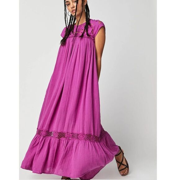 Free People Dresses & Skirts - Free People Cutwork Tee Maxi Dress in Summer Bloom NWOT